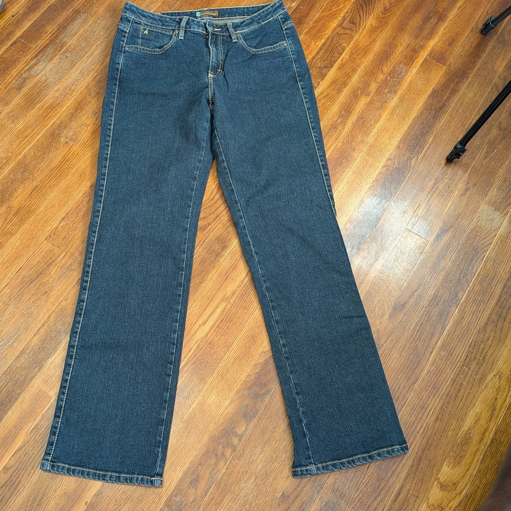Wrangler® Aura Instantly Slimming Boot Cut Ladies Jean 10 low rise